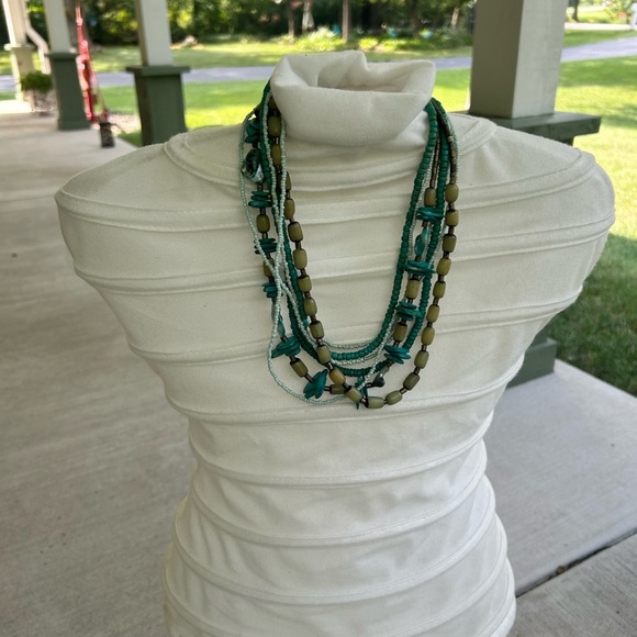 Chic Multi-Strand Turquoise blue/green beaded Olive Necklace - Picture 2 of 6